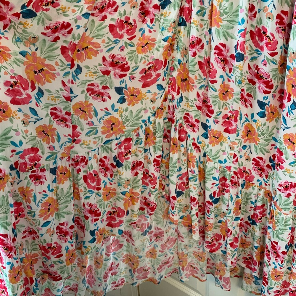 NWT TORRID Women’s‎ Ivory Ditsy Floral Gauze Button Front Tea-Length Dress Sz 2X - Picture 5 of 16